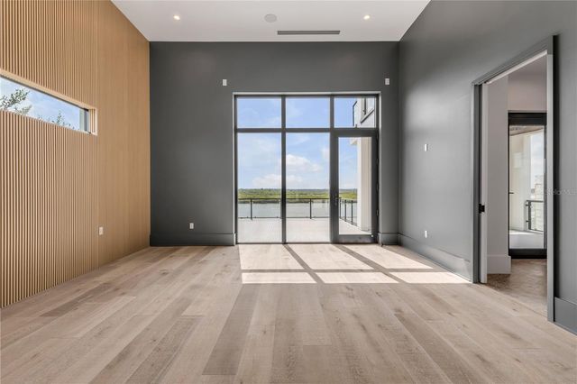 1194 N PENINSULA AVENUE, New Smyrna Beach, FL 32169