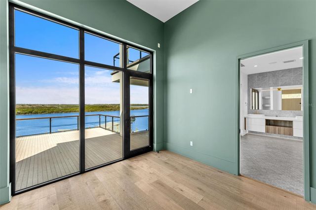 1194 N PENINSULA AVENUE, New Smyrna Beach, FL 32169