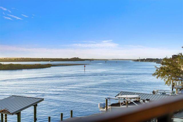 1194 N PENINSULA AVENUE, New Smyrna Beach, FL 32169