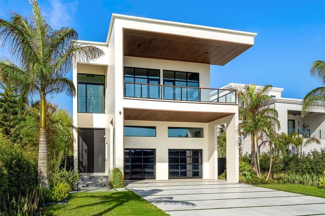 1194 N PENINSULA AVENUE, New Smyrna Beach, FL 32169