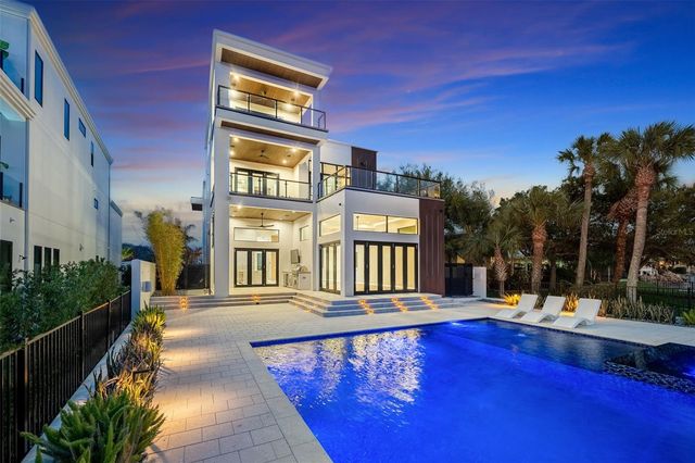 1194 N PENINSULA AVENUE, New Smyrna Beach, FL 32169