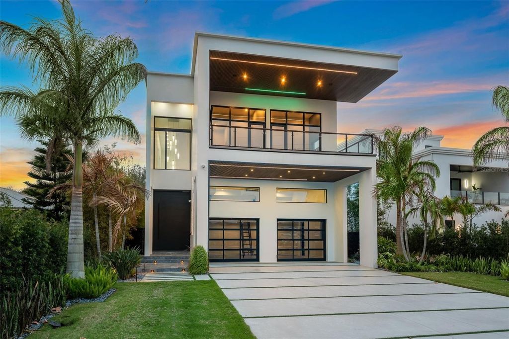 1194 N PENINSULA AVENUE, New Smyrna Beach, FL 32169