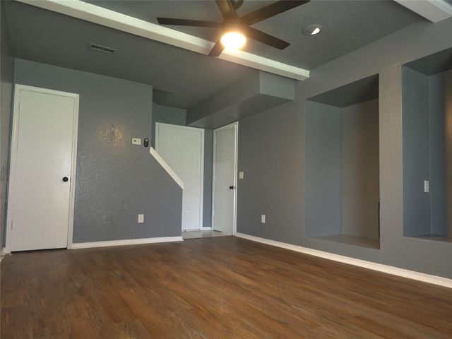1150 N Eagle Lane 32, Oklahoma City, OK 73127