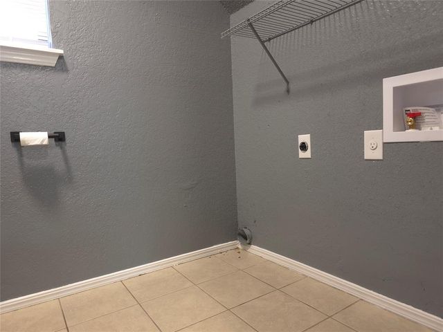 1150 N Eagle Lane 32, Oklahoma City, OK 73127
