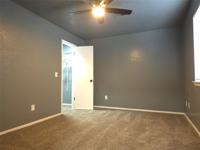 1150 N Eagle Lane 32, Oklahoma City, OK 73127