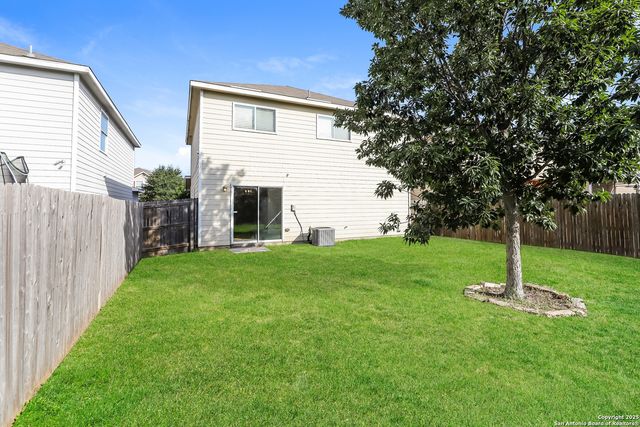 9334 Maple Silver, San Antonio, TX 78254