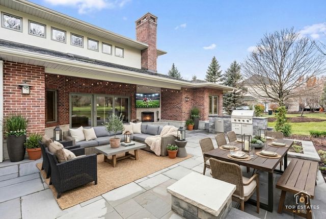 1863 Pheasant Run, Long Grove, IL 60047