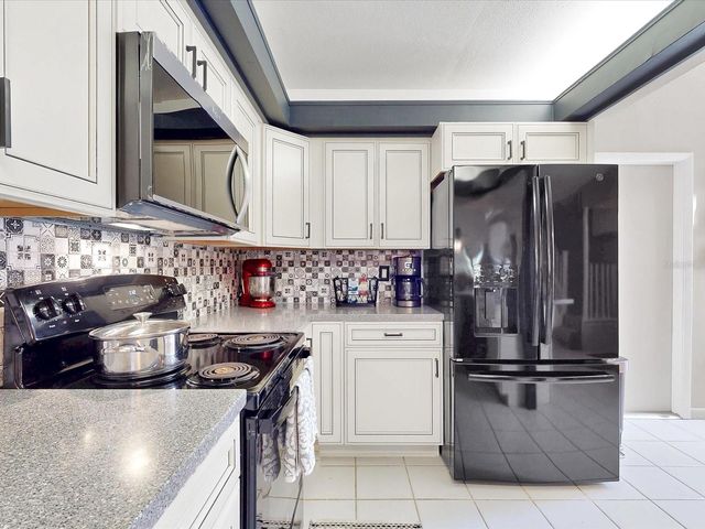 109 COVENTRY LANE, Haines City, FL 33844