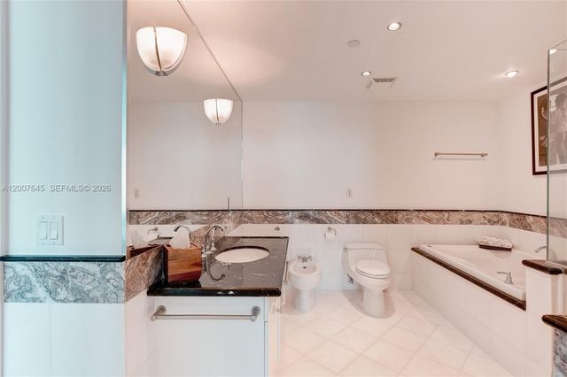 540 West Ave 2112, Miami Beach, FL 33139