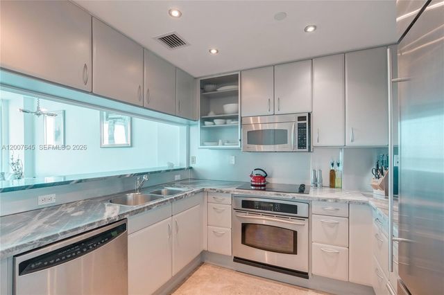 540 West Ave 2112, Miami Beach, FL 33139