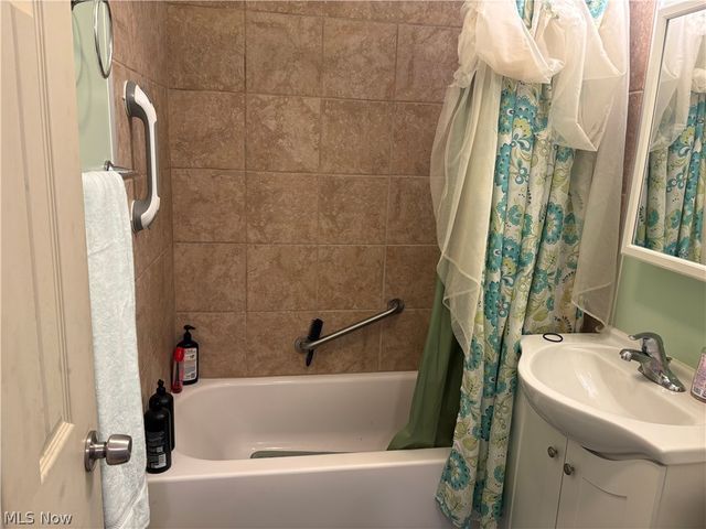 12722 Emery Avenue, Cleveland, OH 44135