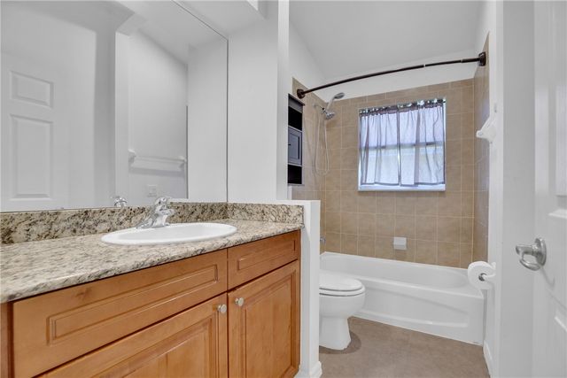 1635 16th Court SW, Vero Beach, FL 32962