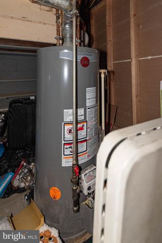 8206 N BOUNDARY RD, Baltimore, MD 21222