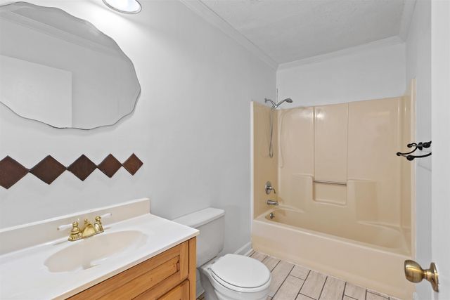706 Thomas Ave., North Myrtle Beach, SC 29582