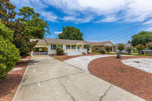 706 Thomas Ave., North Myrtle Beach, SC 29582