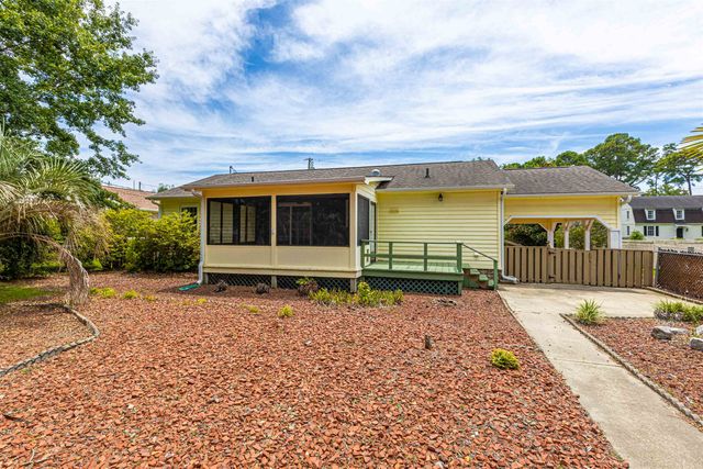 706 Thomas Ave., North Myrtle Beach, SC 29582