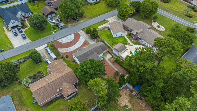 706 Thomas Ave., North Myrtle Beach, SC 29582