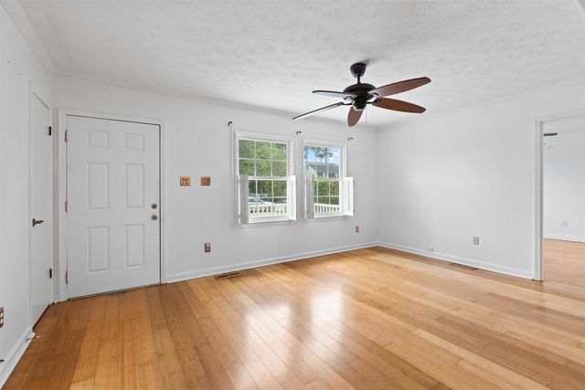 706 Thomas Ave., North Myrtle Beach, SC 29582