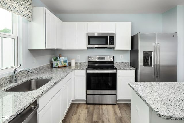 252 Chili Rose Trail, Youngsville, NC 27596