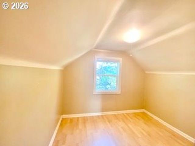 255 W FAIRFIELD St, Gladstone, OR 97027