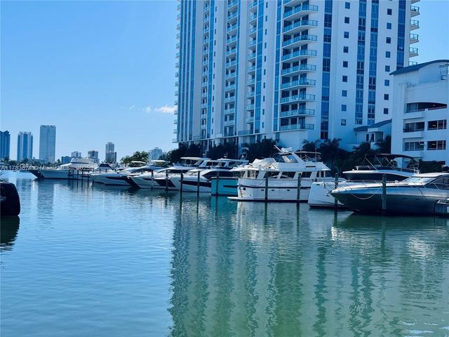 17211 Biscayne Blvd, Boat Slip 15, North Miami Beach, FL 33160