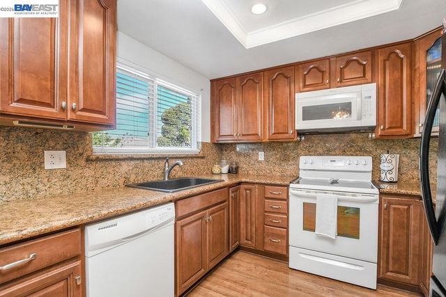 1972 Carnation Cir, Livermore, CA 94551