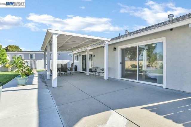 1972 Carnation Cir, Livermore, CA 94551