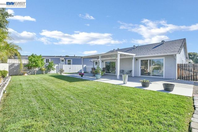 1972 Carnation Cir, Livermore, CA 94551