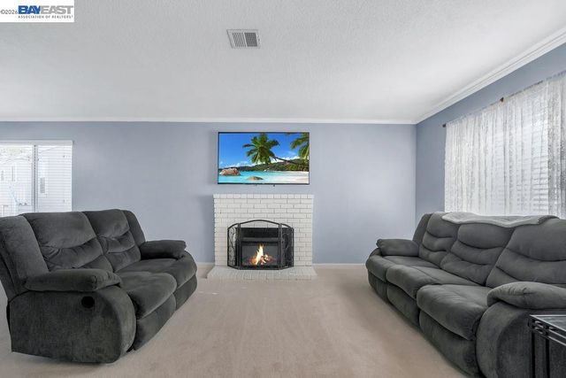 1972 Carnation Cir, Livermore, CA 94551