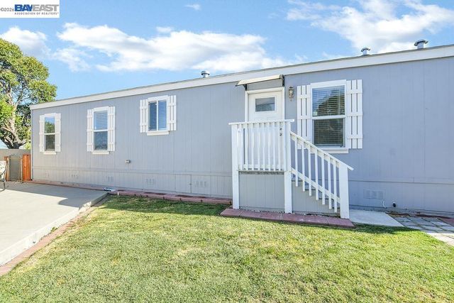 1972 Carnation Cir, Livermore, CA 94551