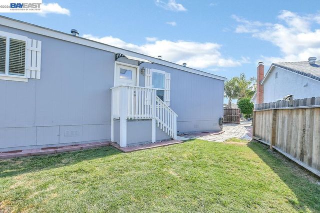 1972 Carnation Cir, Livermore, CA 94551