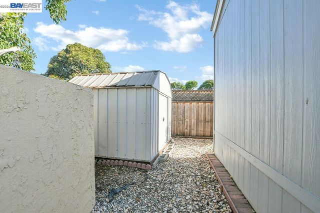 1972 Carnation Cir, Livermore, CA 94551