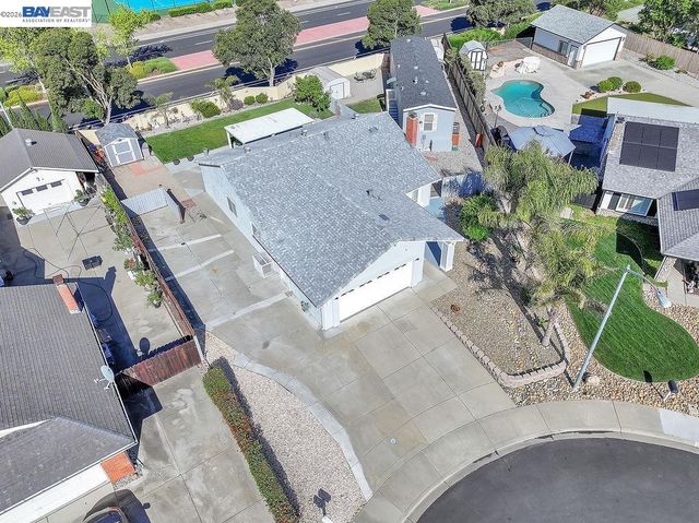 1972 Carnation Cir, Livermore, CA 94551