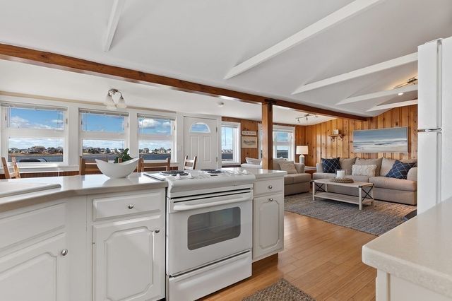 4 28th Street WINTER, Newbury, MA 01951