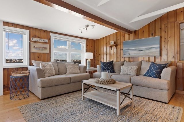 4 28th Street WINTER, Newbury, MA 01951