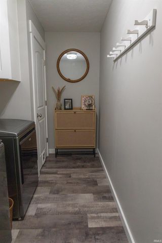 12560 N 825 E Road, Syracuse, IN 46567