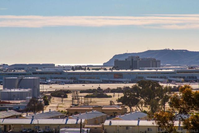 3911 California, San Diego, CA 92110