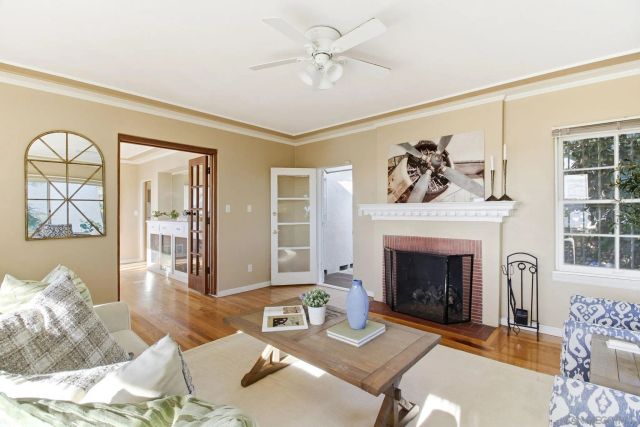 3911 California, San Diego, CA 92110