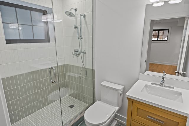 2620 N Mozart Street, Chicago, IL 60647