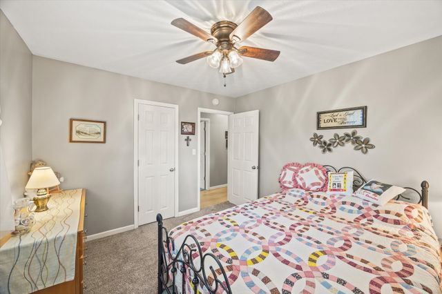 43 Quarry St, Sparta, TN 38583