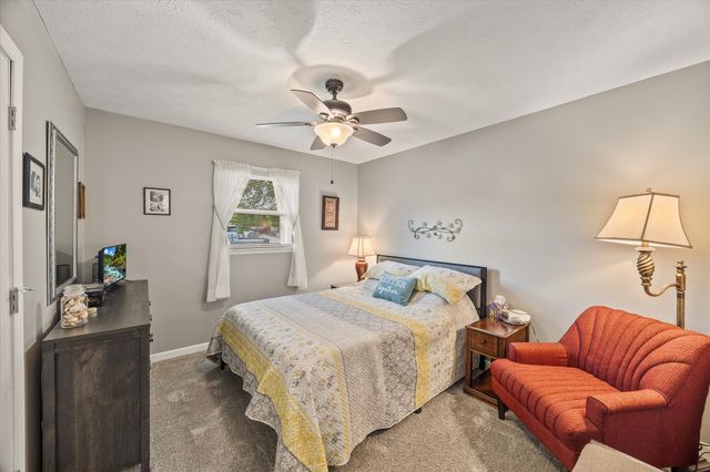 43 Quarry St, Sparta, TN 38583