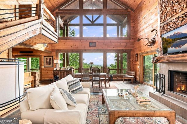 476 Deer Crest Road 23, Blue Ridge, GA 30513