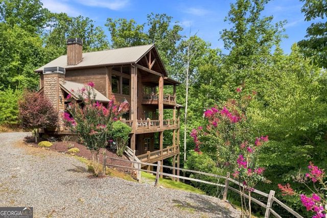 476 Deer Crest Road 23, Blue Ridge, GA 30513