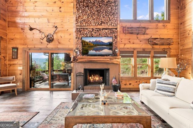 476 Deer Crest Road 23, Blue Ridge, GA 30513