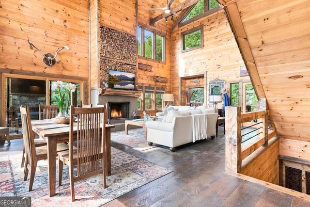 476 Deer Crest Road 23, Blue Ridge, GA 30513