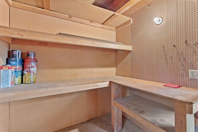 1400 Playford Lane, Grants Pass, OR 97527