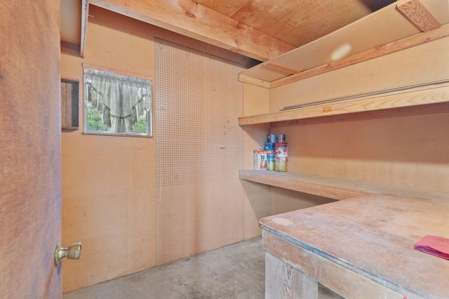 1400 Playford Lane, Grants Pass, OR 97527