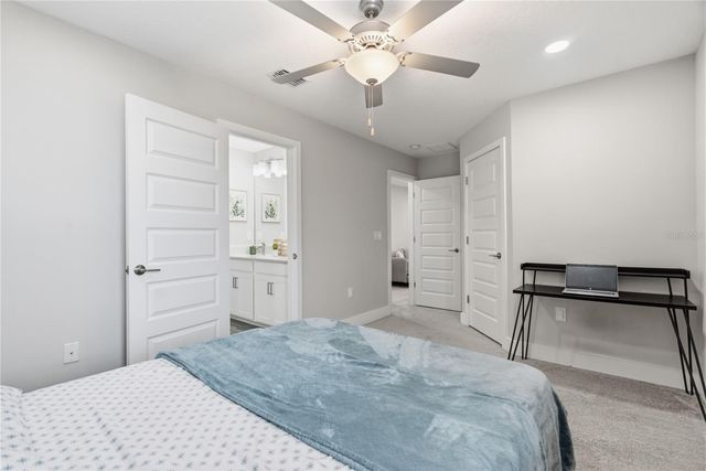 9807 WILD BEGONIA LOOP, Land O Lakes, FL 34637
