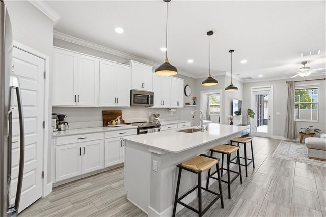 9807 WILD BEGONIA LOOP, Land O Lakes, FL 34637