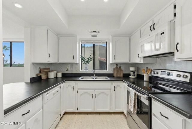 7061 E BROADWAY Road 48, Mesa, AZ 85208